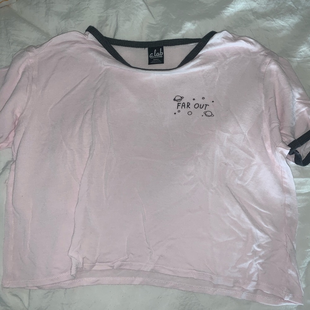 far out crop top💕